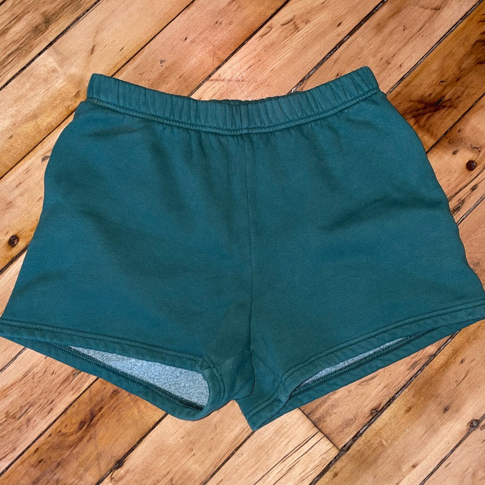 TNA Cozy Fleece Perfect High Rise Aritzia Hunter Green Fleece Shorts Medium